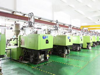 Muovin ruiskupuristuspaja