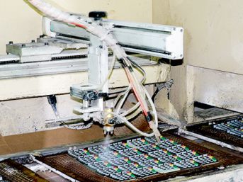 Toissijainen käyttö- ja kokoonpanopaja